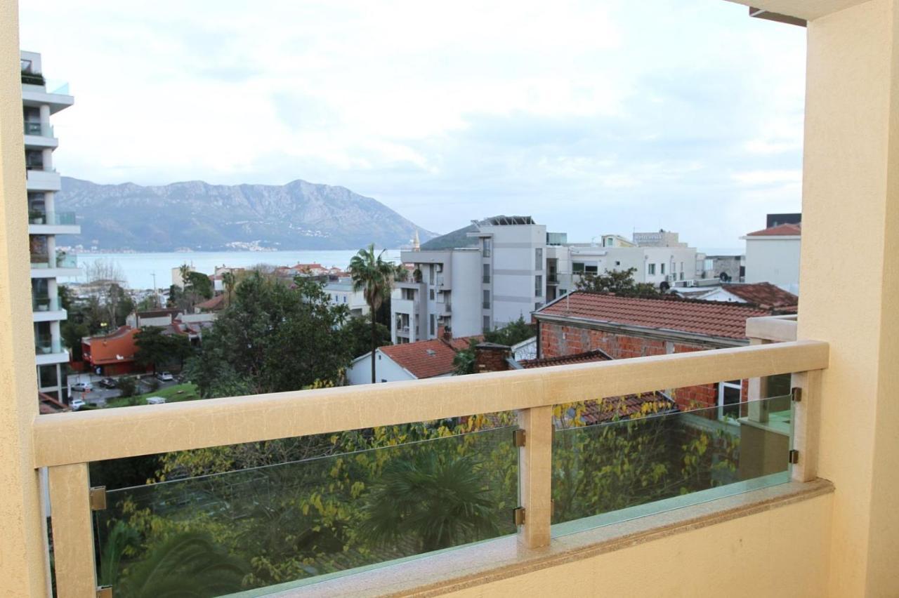 Luxury Apartment Big Blue Budva Exterior foto